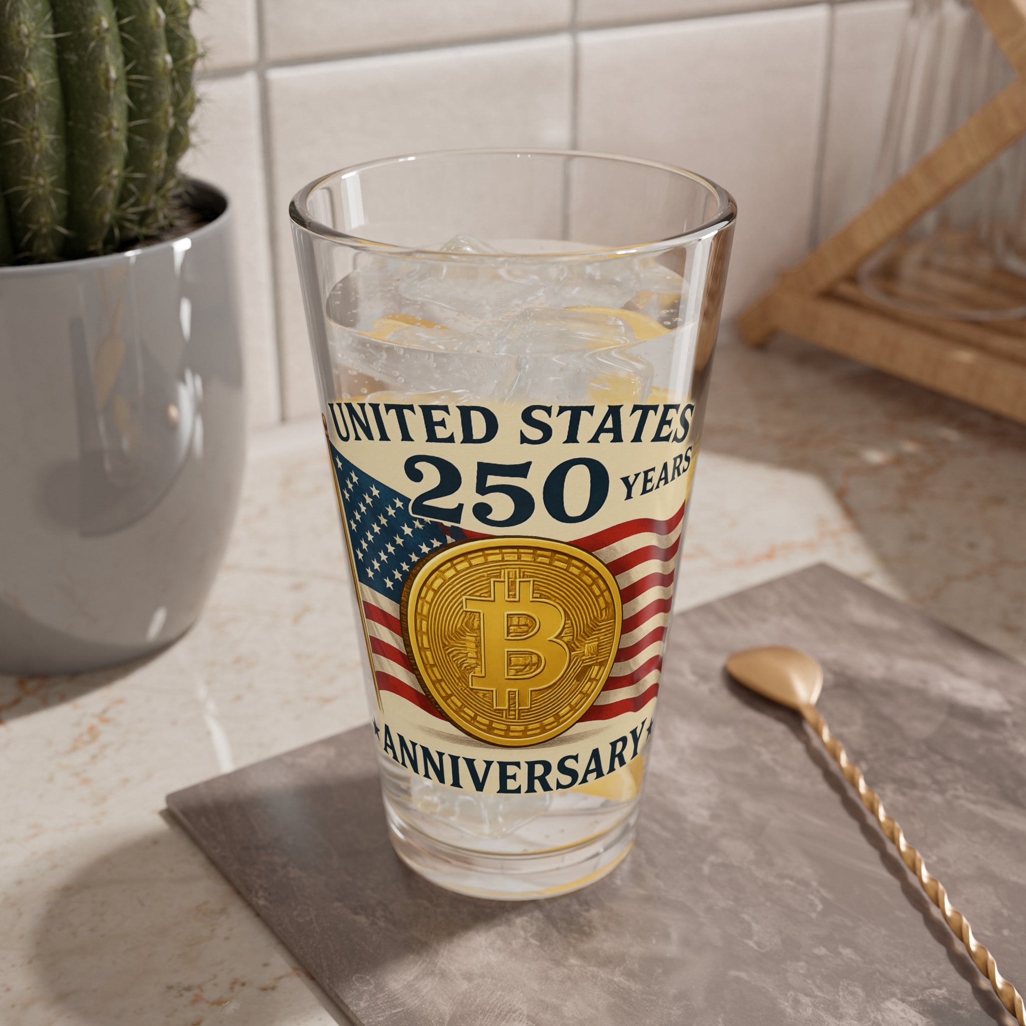 United States 250th Anniversary Pint Glass | Patriotic Bitcoin USA Glass | American Independence Commemorative Barware | 16oz Pint Glass